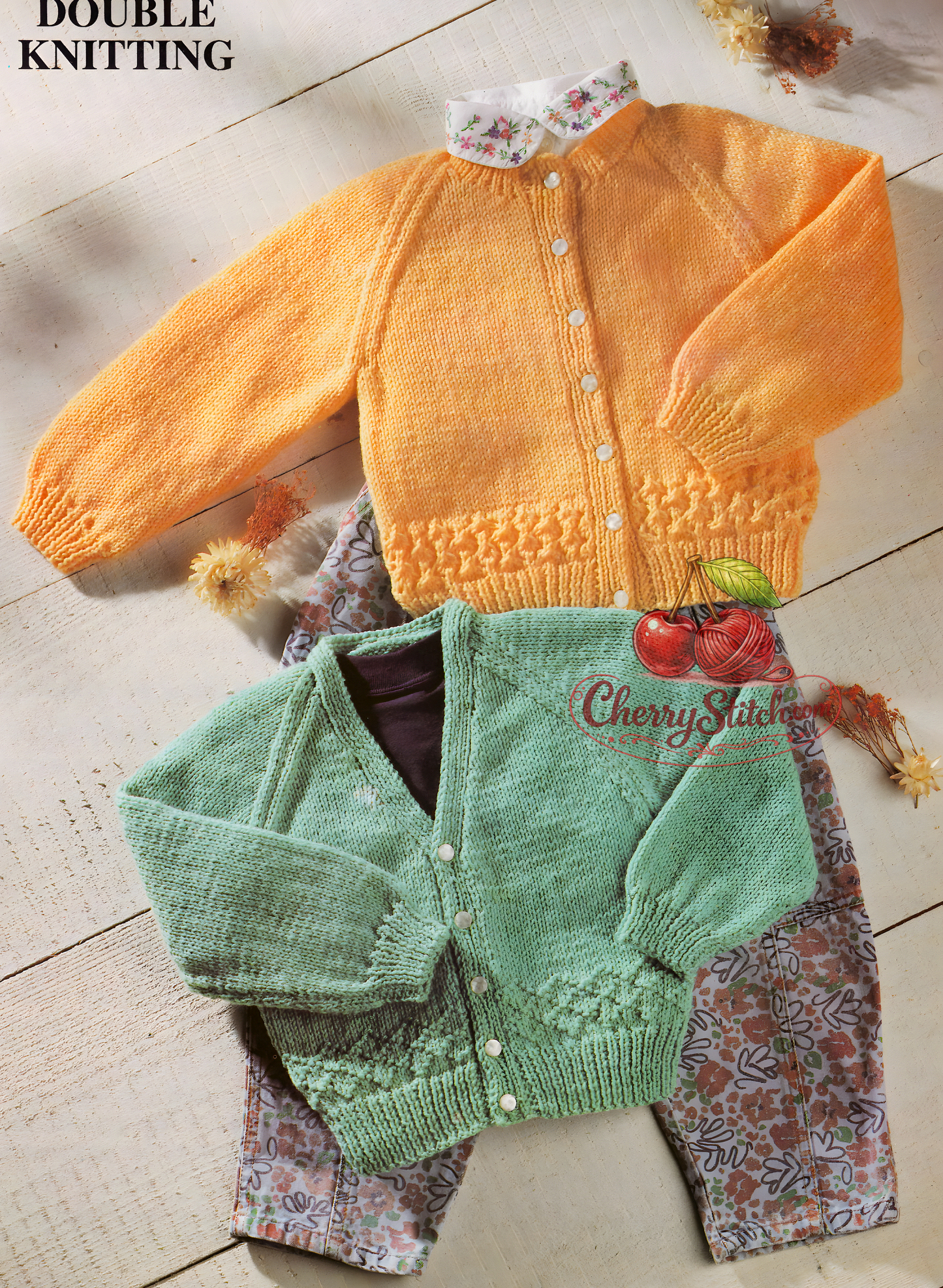 Baby cardigans vintage knitting pattern 1980s – round-neck and V-neck raglan DK 2 sizes
